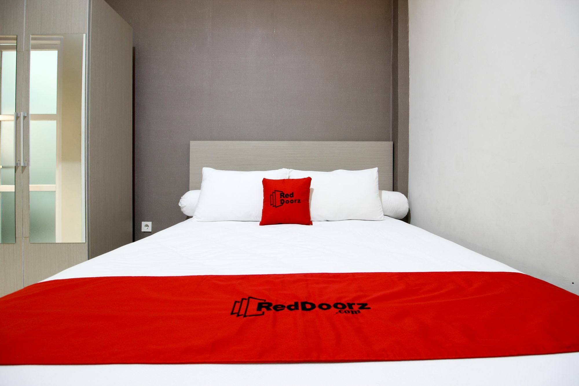 Reddoorz Plus Near Upn Jogjakarta 2 Maguwo Εξωτερικό φωτογραφία